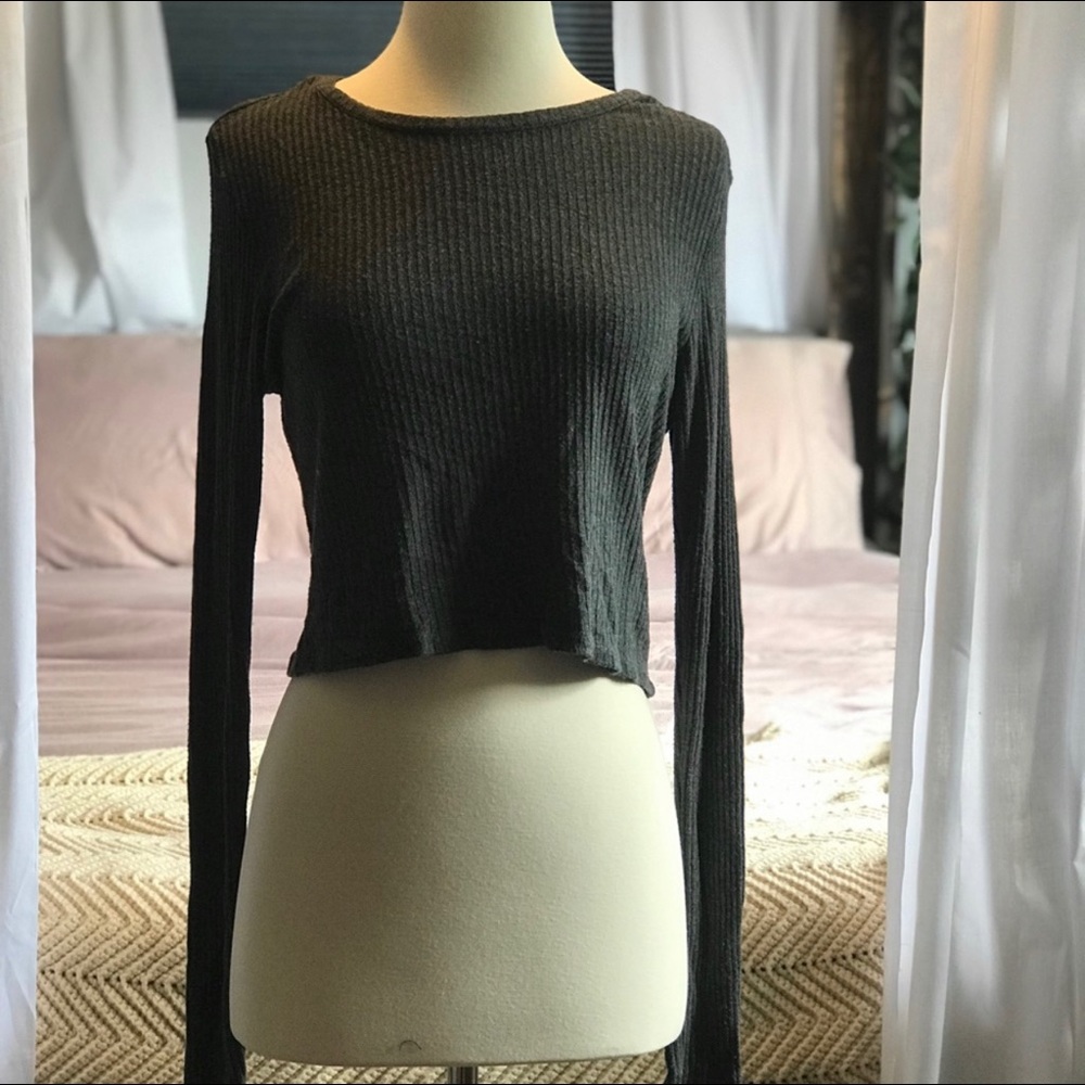 Knitted Pattern Long Sleeve - Picture 2 of 2